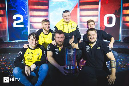 经验丰富的 经验丰富的